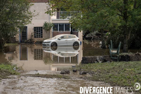 Apres les inondations - Habitations a Givors