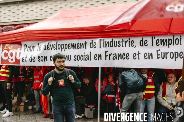 Manifestation de la filiere automobile au salon de l automobile 2024