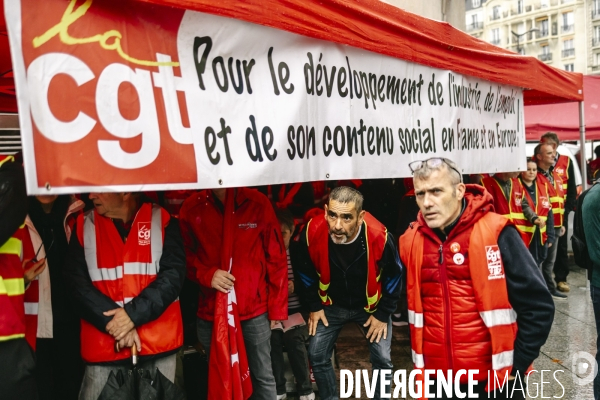 Manifestation de la filiere automobile au salon de l automobile 2024