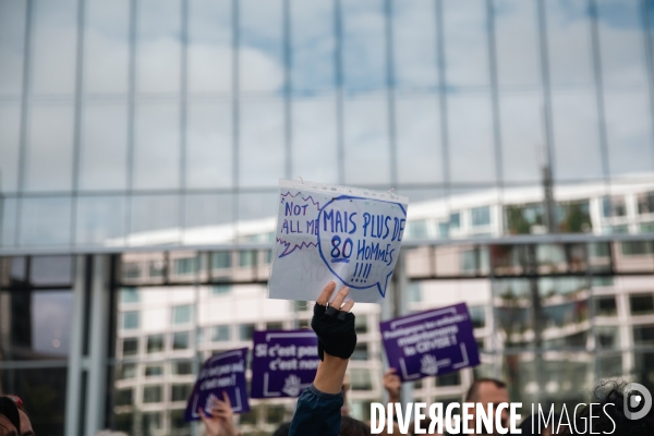 Rassemblement contre les violences sexistes et sexuelles.