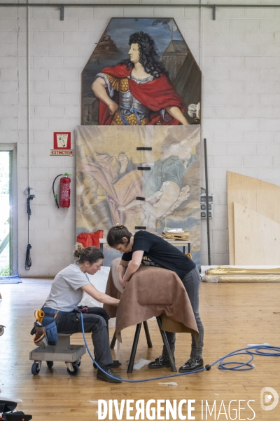 Construction du décor du Suicidé de Nikolaï Erdman, dans les Ateliers de la Comédie Française, à Sarcelles