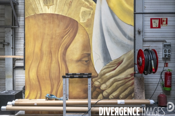 Construction du décor du Suicidé de Nikolaï Erdman, dans les Ateliers de la Comédie Française, à Sarcelles