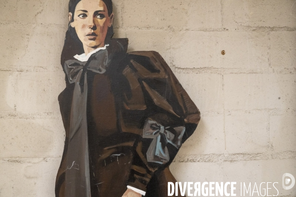 Construction du décor du  Suicidé  de Nikolaï Erdman, dans les Ateliers de la Comédie Française, à Sarcelles