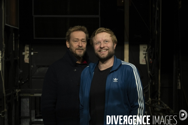 Montage du décor du Suicidé à la Comédie Française, d après Nicolaï Erdman, mise en scène par Stéphane Varupenne. Le décor a ét conçu par Eric Ruf, administateur général du Français.