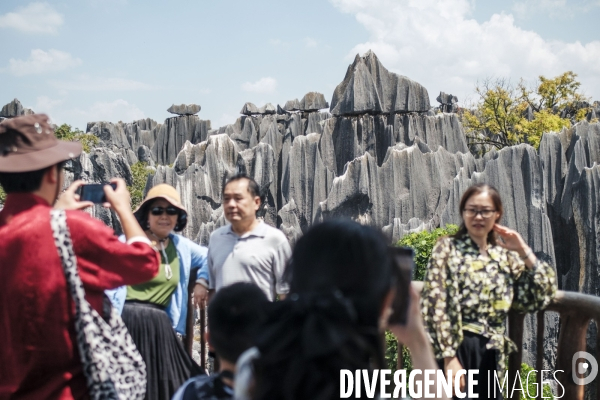 Visite de la foret de pierre de Shilin au Yunnan en Chine