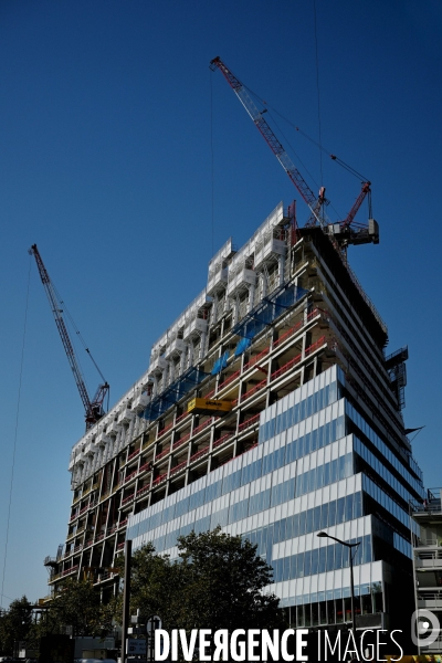 Construction de La tour Triangle 