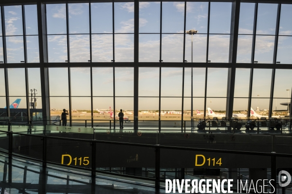 Commerces et boutiques a l aeroport internationale Daxing de Pekin