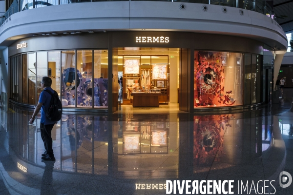 Commerces et boutiques a l aeroport internationale Daxing de Pekin