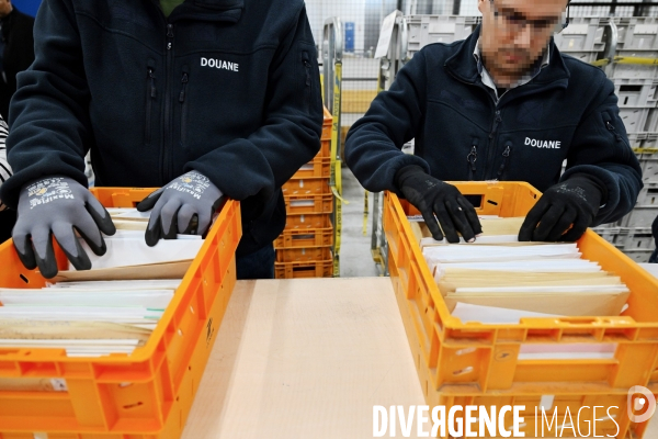 Le Centre de dédouanement postal de Roissy Charles-de-Gaulle