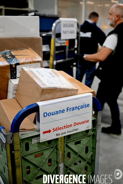 Le Centre de dédouanement postal de Roissy Charles-de-Gaulle