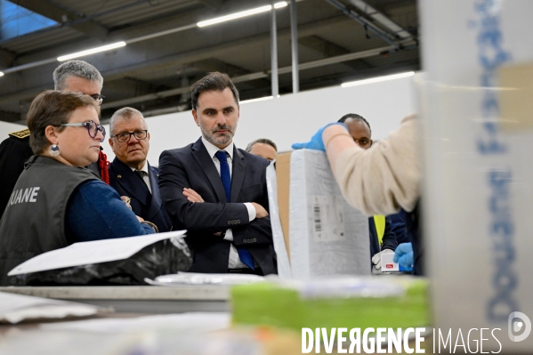 Déplacement de Laurent Saint-Martin, ministre chargé du Budget et des Comptes publics à l aeroport de Roissy Charles-de-Gaulle