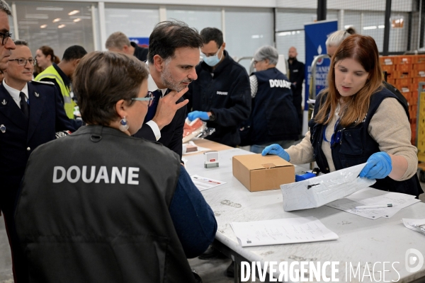 Déplacement de Laurent Saint-Martin, ministre chargé du Budget et des Comptes publics à l aeroport de Roissy Charles-de-Gaulle