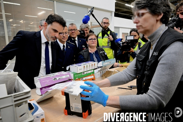 Déplacement de Laurent Saint-Martin, ministre chargé du Budget et des Comptes publics à l aeroport de Roissy Charles-de-Gaulle
