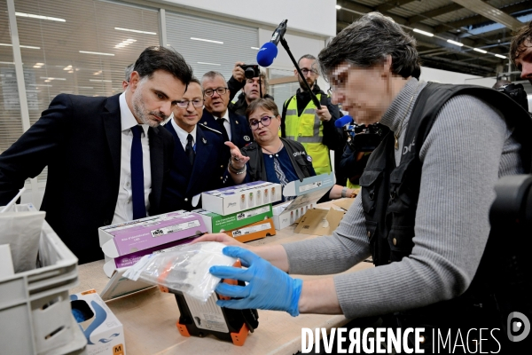Déplacement de Laurent Saint-Martin, ministre chargé du Budget et des Comptes publics à l aeroport de Roissy Charles-de-Gaulle