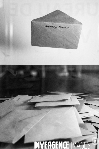 Bureau de vote second tour des élections législatives.