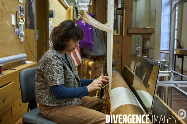 Atelier de tapisserie d’art de La Manufacture des Gobelins à Paris, le 13 novembre 2024.
