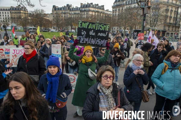 Rassemblement contre les violences faites aux enfants