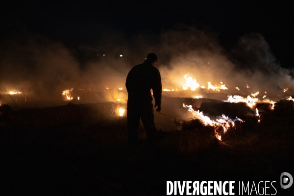 Feu de colere des agriculteurs a Dijon