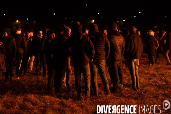Feu de colere des agriculteurs a Dijon