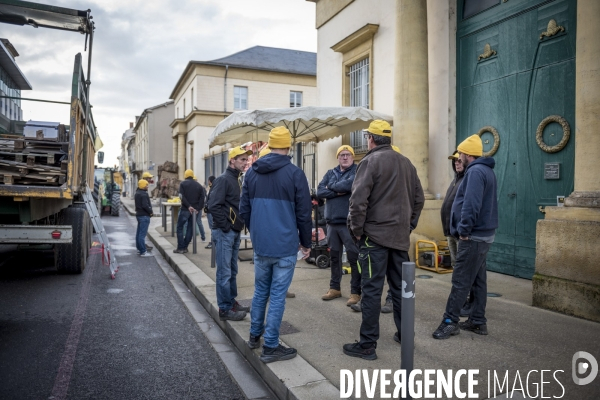 Action de la Coordination Rurale des Landes devant la préfecture de Mont-de-Marsan le 19 novembre 2024
