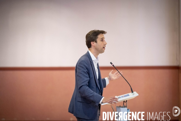 Pierre Gentillet (RN) en camapgne aux législatives 2024