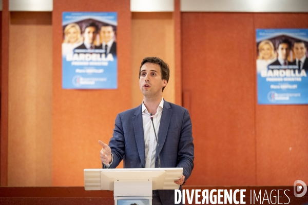 Pierre Gentillet (RN) en camapgne aux législatives 2024