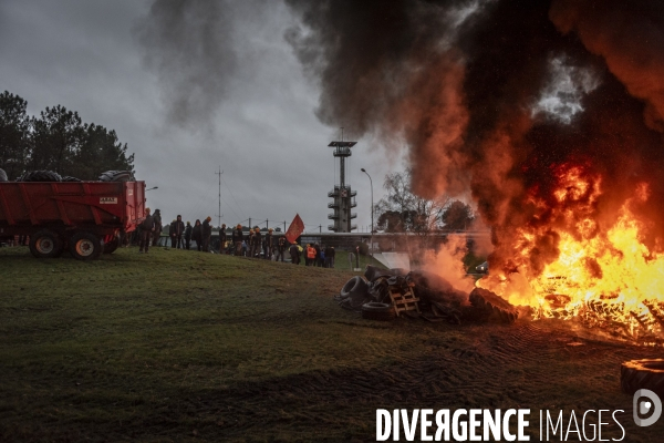 Blocages de la Coordination Rurale dans les Landes