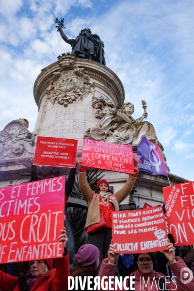 Manifestation contre les violences faites aux femmes