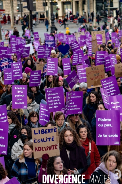 Manifestation contre les violences faites aux femmes