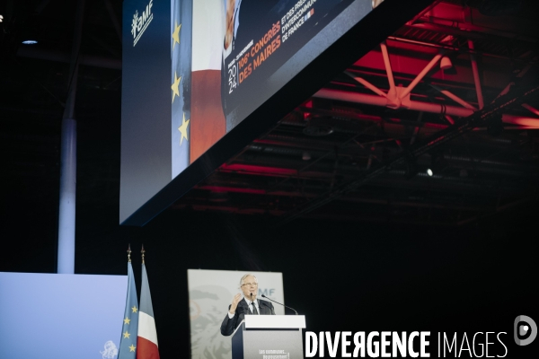 Michel Barnier au congrès des maires