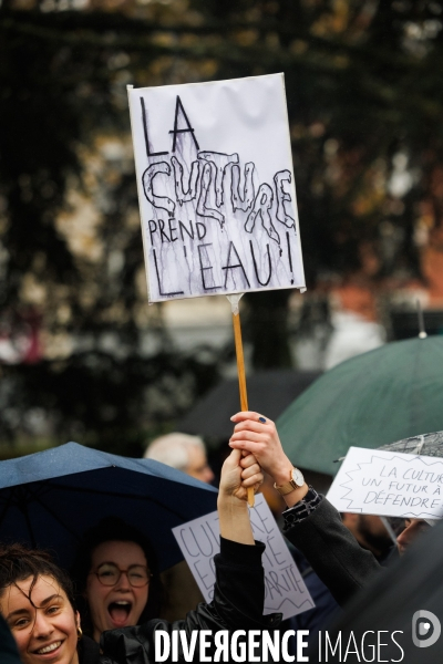 Manifestation pour la défense des services publics à Nantes