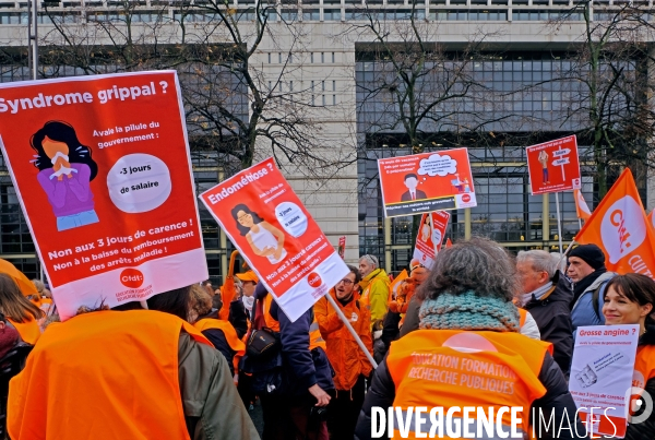 Manifestation pour la defense des services publics