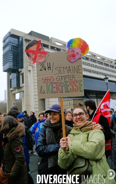 Manifestation pour la defense des services publics