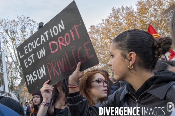Choses vues 2024 Manifestation fonctionnaires et lyceens Perpignan