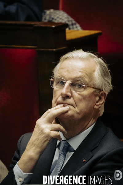Motions de censure déposées par le NFP et le RN