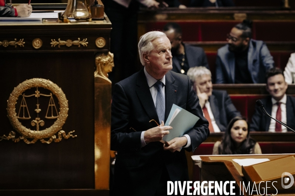 Motions de censure déposées par le NFP et le RN