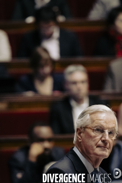 Motions de censure déposées par le NFP et le RN