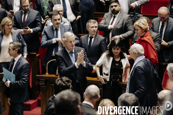 Motions de censure déposées par le NFP et le RN