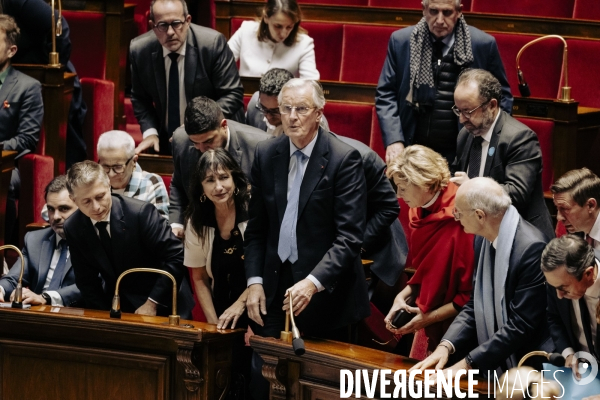 Motions de censure déposées par le NFP et le RN
