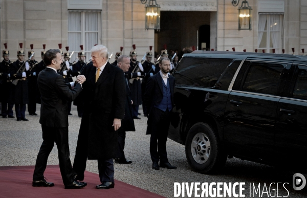 Emmanuel macron reçoit Donald TRUMP