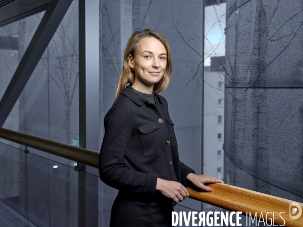 Clémence OLSINA,  directrice des affaires juridiques, à l administration centrale des ministères économiques et financiers