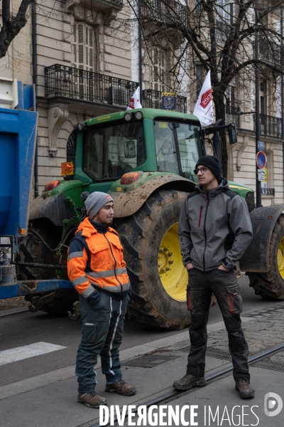 Manifestation des agriculteurs a Dijon (FDSEA et Jeunes agriculteurs)