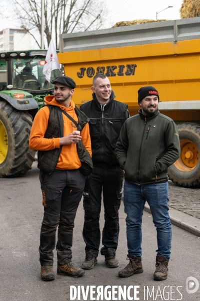 Manifestation des agriculteurs a Dijon (FDSEA et Jeunes agriculteurs)