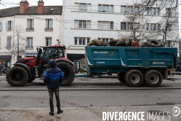 Manifestation des agriculteurs a Dijon (FDSEA et Jeunes agriculteurs)
