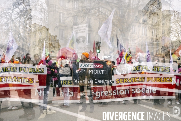 Manifestation pour l’emploi et l’industrie face aux plans sociaux