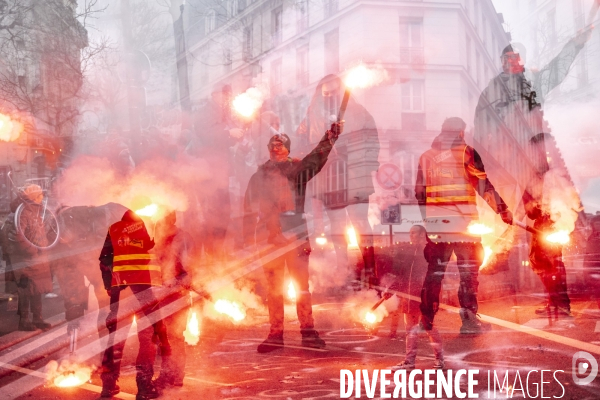 Manifestation pour l’emploi et l’industrie face aux plans sociaux