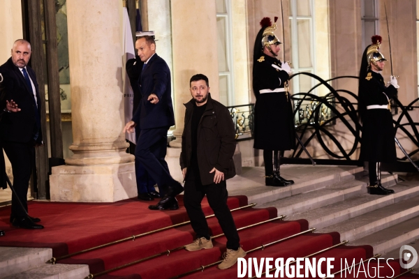 Rencontre macron - trump - zelensky