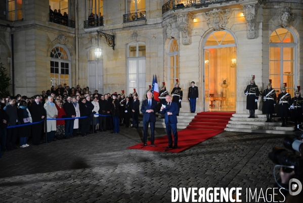 Passation de pouvoirs entre Michel BARNIER et François Bayrou