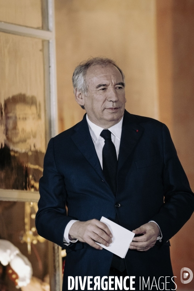 Passation de pouvoir Barnier/Bayrou
