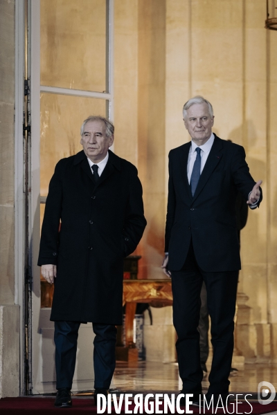 Passation de pouvoir Barnier/Bayrou
